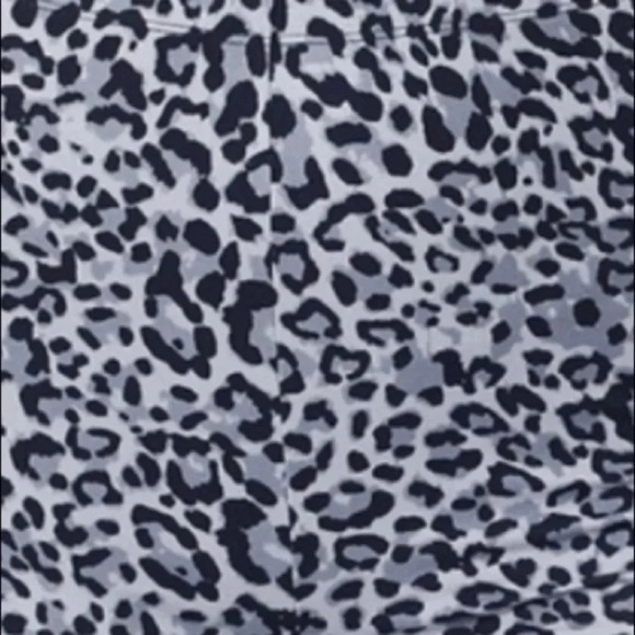 NEW Plus Size Leopard Print biker shorts - Picture 5 of 7